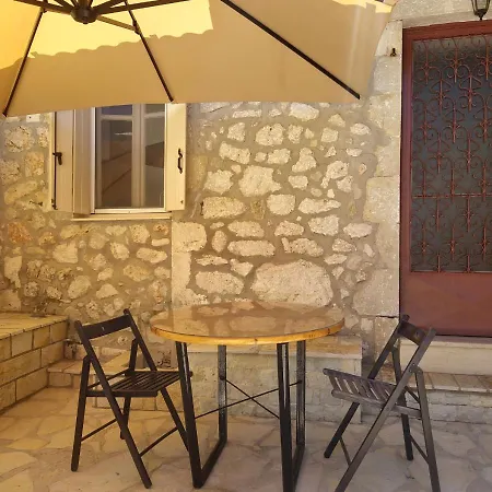 Tatil Evi Alekos Cozy Stone 2br Karya Center