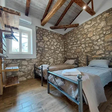 Alekos Stone House 2br Private Parking Karia (Lefkada)