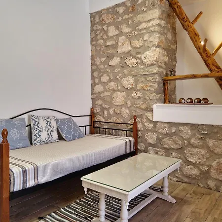 Alekos Cozy Stone 2br Karya Center Karia (Lefkada)