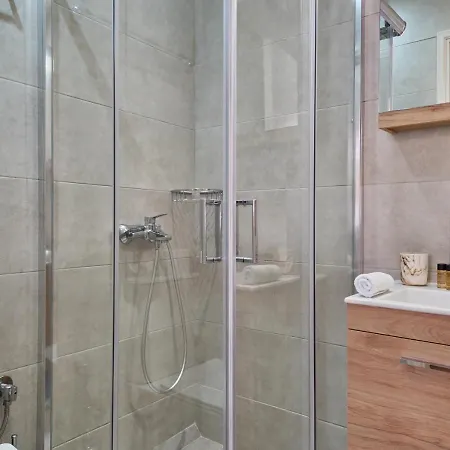 Holiday home Alekos Cozy Stone 2br Karya Center