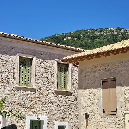 Alekos Cozy Stone 2br Karya Center