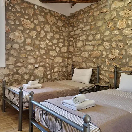 Alekos Cozy Stone 2br Karya Center Holiday home *