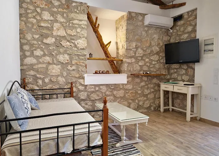 Alekos Cozy Stone 2br Karya Center Dom wakacyjny Kariá
